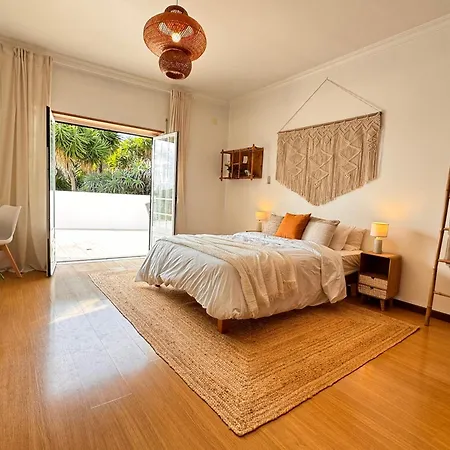 Bed & Breakfast Casa Nabia - Surf & Nature Ericeira