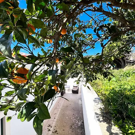 Casa Nabia - Surf & Nature לינה וארוחת בוקר *