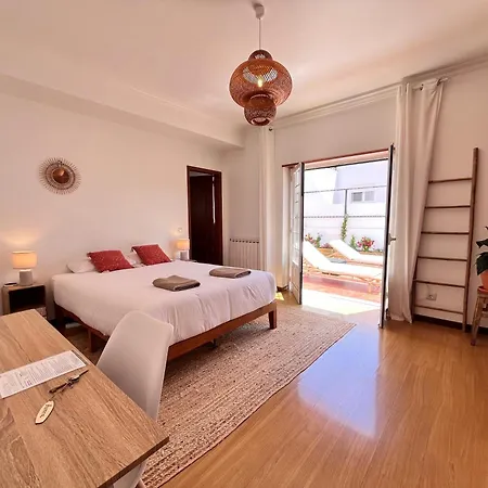 Bed and Breakfast Casa Nabia - Surf & Nature Ericeira