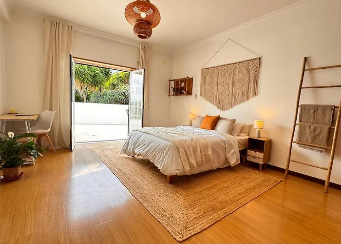 Couette-café Casa Nabia - Surf & Nature Ericeira